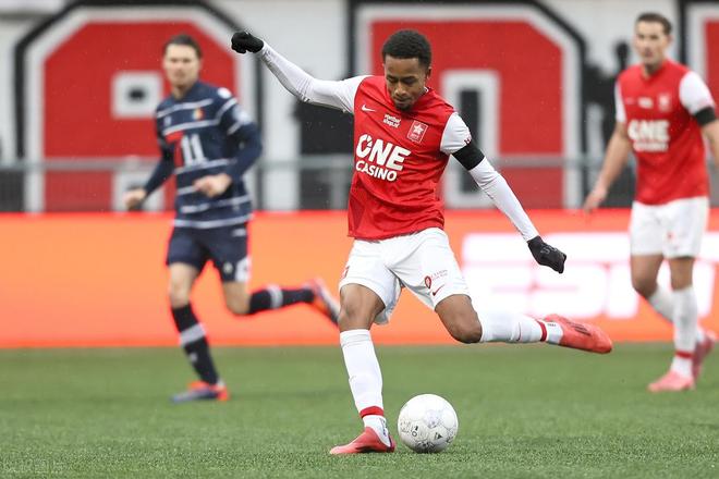 球员萨科伊 球员萨科伊