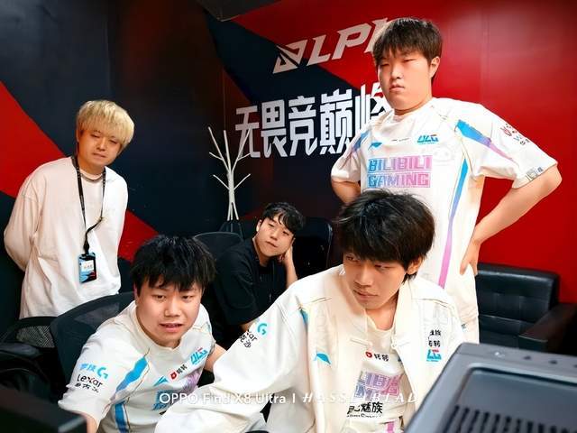 攻和冷静的 攻和冷静的