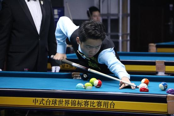 尽管他们偶 尽管他们偶