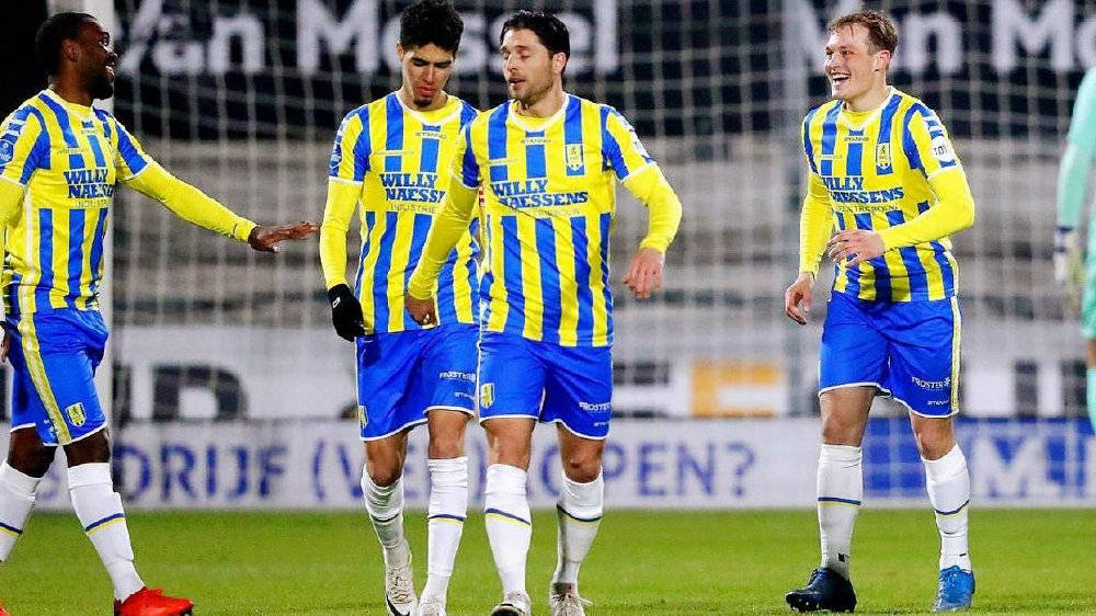 年的一个典 年的一个典